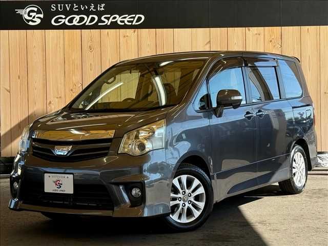 TOYOTA NOAH 2011