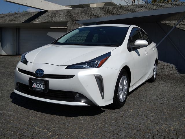 TOYOTA PRIUS 2022