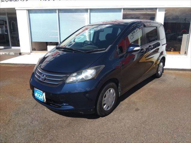 HONDA FREED 2010