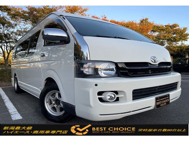 TOYOTA HIACE COMMUTER 4WD 2006