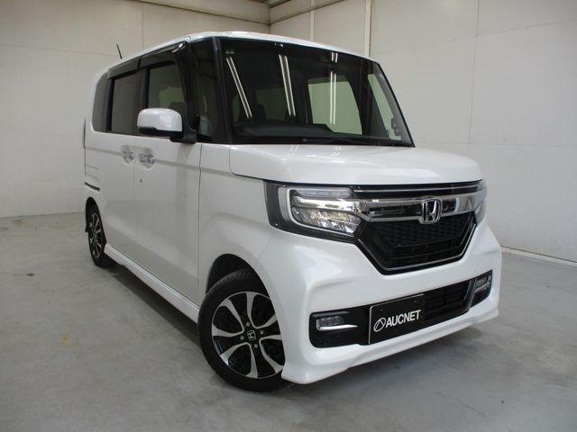 HONDA N BOX CUSTOM 2020