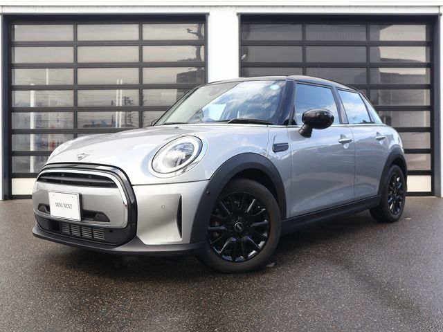 BMW MINI COOPER D 5DOOR 2023