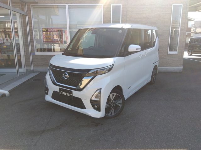 NISSAN ROOX 2020