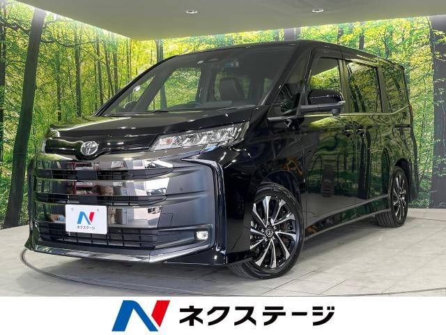 TOYOTA NOAH 2022