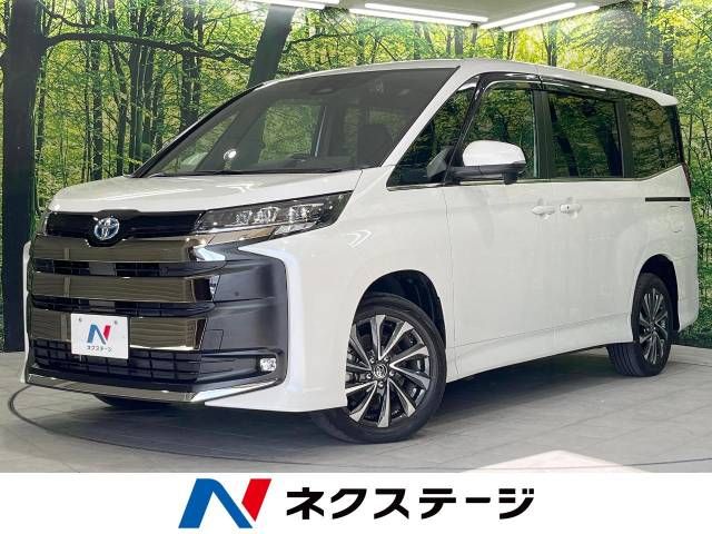 TOYOTA NOAH HYBRID 4WD 2023