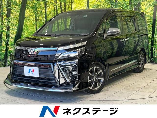 TOYOTA VOXY 2018