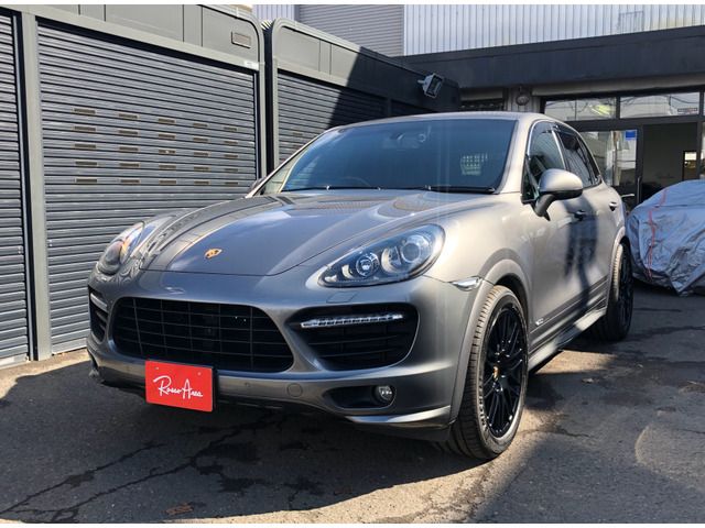 PORSCHE Cayenne 2013