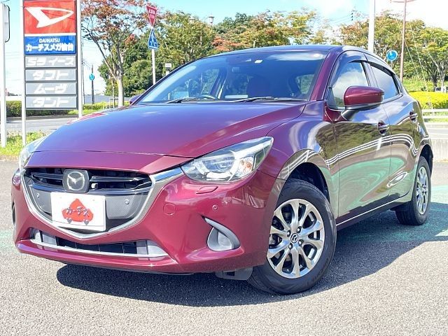 MAZDA DEMIO 4WD 2017