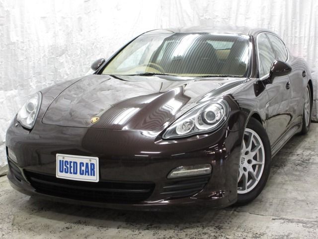 PORSCHE PANAMERA 2010