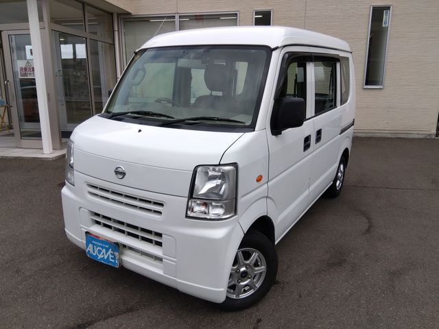 NISSAN NV100 CLIPPER 4WD 2014