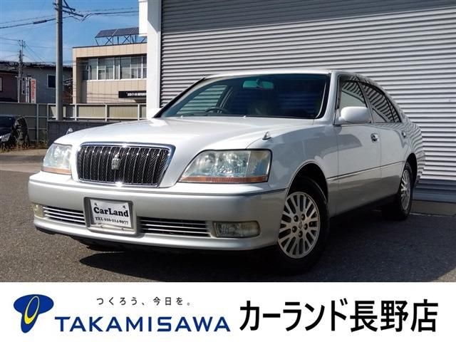 TOYOTA CROWN MAJESTA 2001