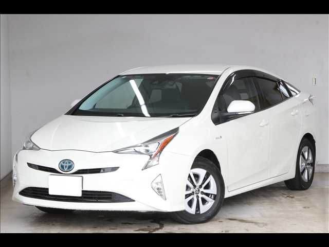 TOYOTA PRIUS 4WD 2016