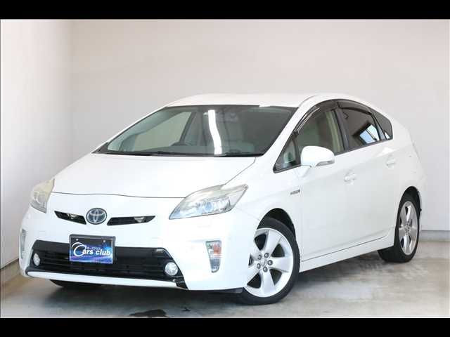 TOYOTA PRIUS 2013