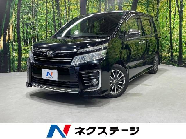 TOYOTA VOXY 2015