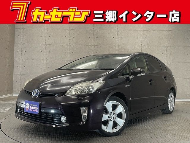 TOYOTA PRIUS 2013