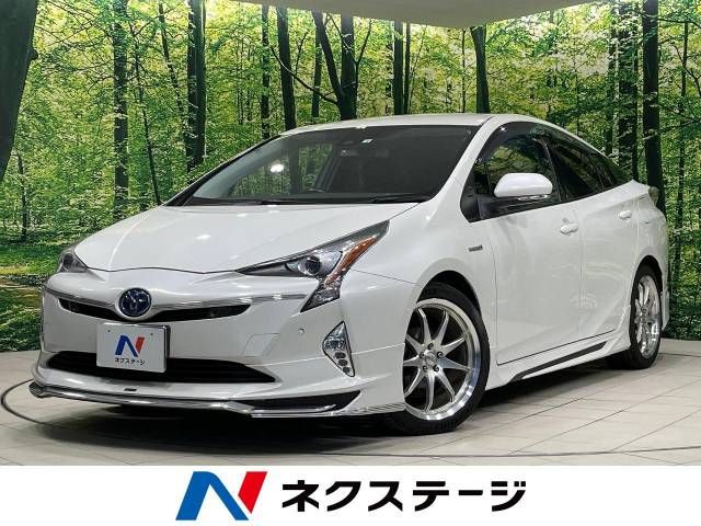 TOYOTA PRIUS 2016