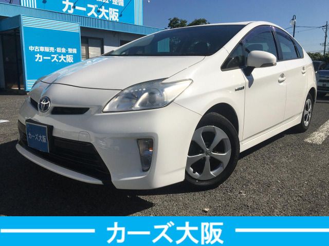 TOYOTA PRIUS 2013