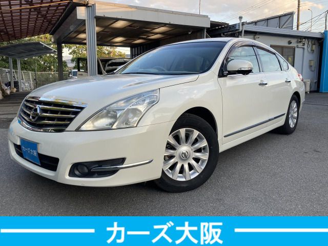 NISSAN TEANA 2010