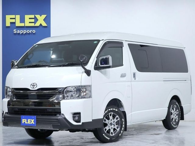 TOYOTA HIACE van 4WD 2022