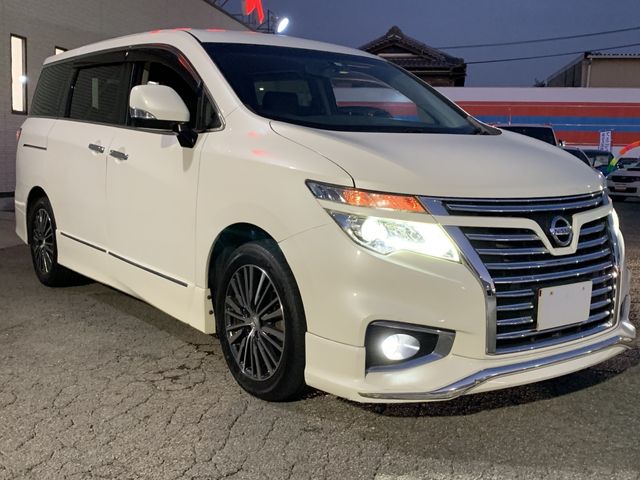 NISSAN ELGRAND 2017