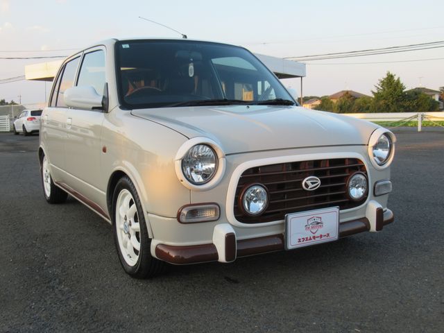 DAIHATSU MIRA GINO 2002