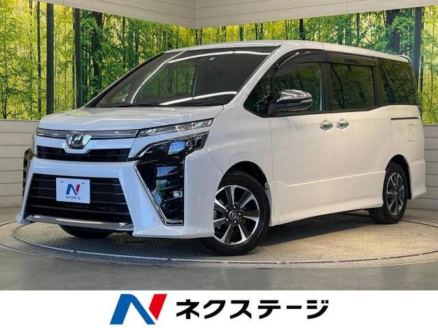 TOYOTA VOXY 2018