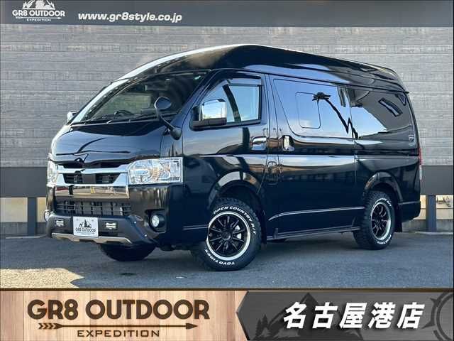 TOYOTA HIACE van 4WD 2022