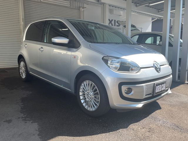 VOLKSWAGEN up! 2013