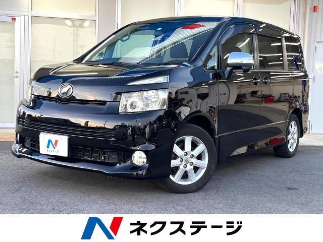 TOYOTA VOXY 2008