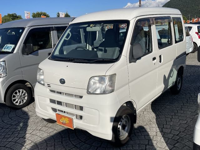 TOYOTA PIXIS van 4WD 2015