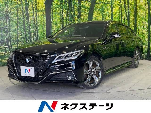 TOYOTA CROWN sedan hybrid 4WD 2018