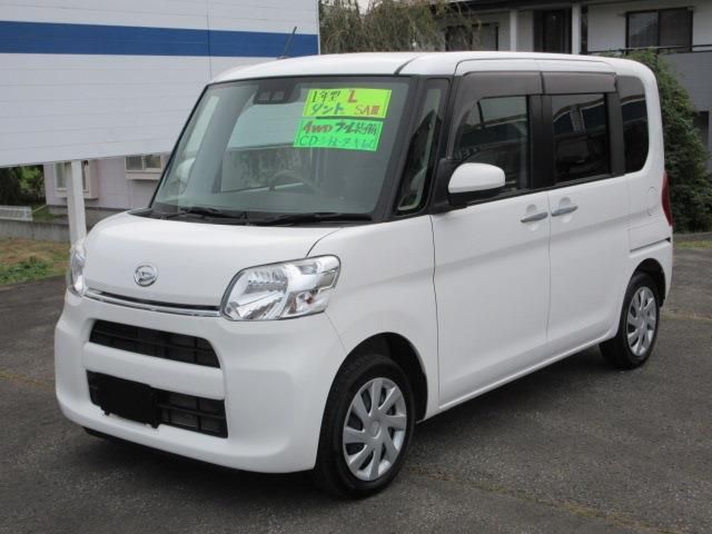 DAIHATSU TANTO 4WD 2019