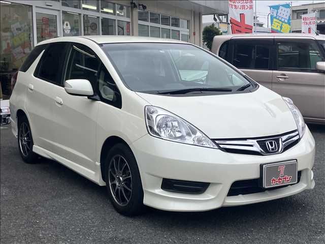 HONDA FIT SHUTTLE 2011