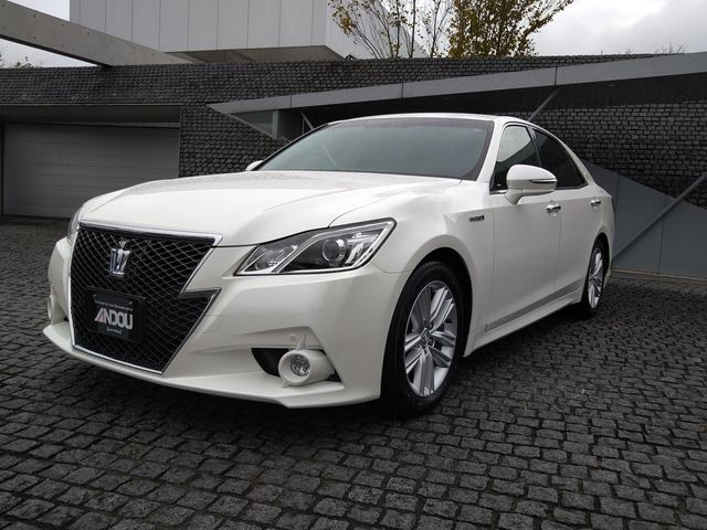 TOYOTA CROWN sedan hybrid 2015