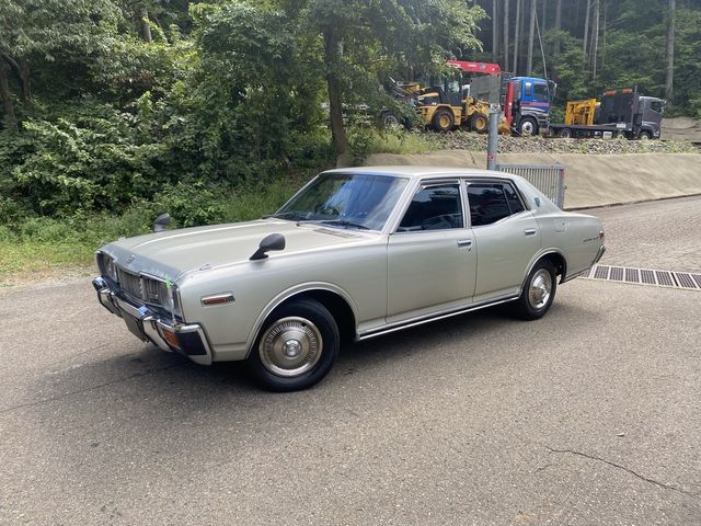 NISSAN GLORIA sedan 1979