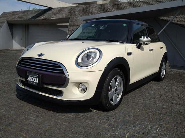 BMW MINI COOPER D 5DOOR 2018