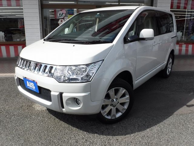 MITSUBISHI DELICA D:5 4WD 2017