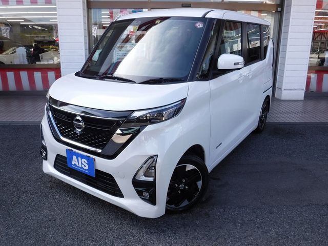 NISSAN ROOX 2022