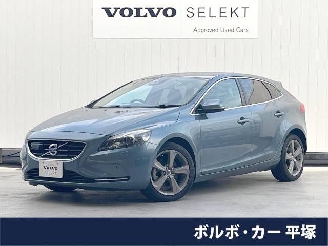 VOLVO V40 2013