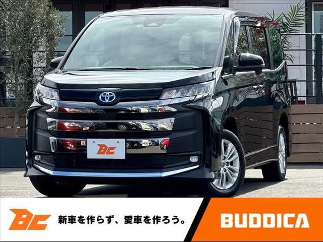 TOYOTA NOAH HYBRID 4WD 2022