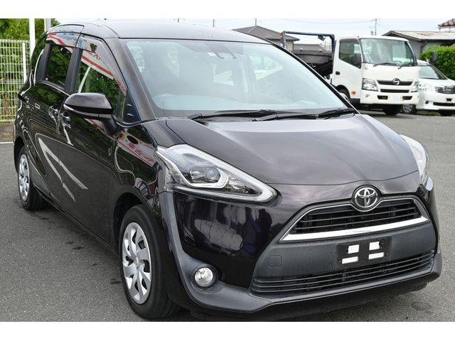 TOYOTA SIENTA 2017