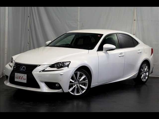 TOYOTA LEXUS IS300h 2014