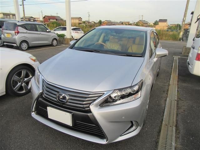 TOYOTA LEXUS HS250h 2018