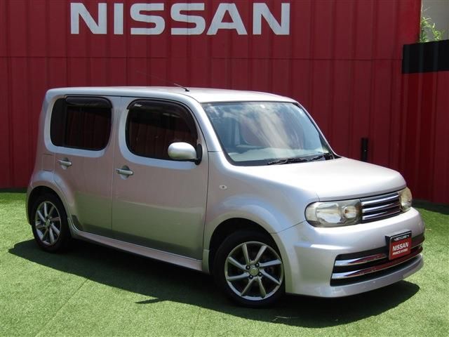 NISSAN CUBE 2012