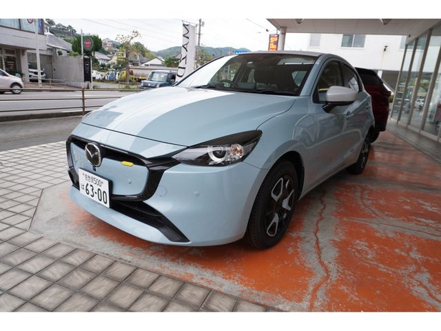 MAZDA 2 2023