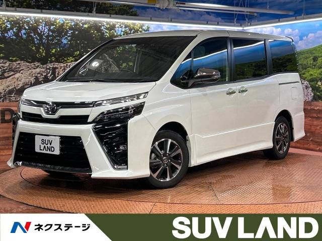 TOYOTA VOXY 2021