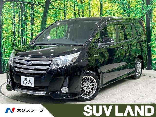 TOYOTA NOAH HYBRID 2016