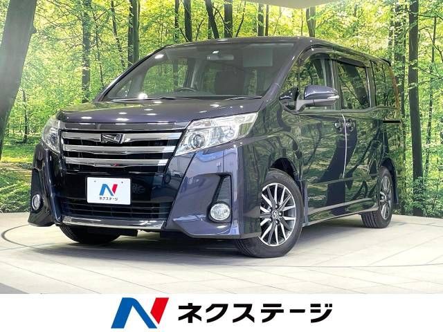 TOYOTA NOAH 2015