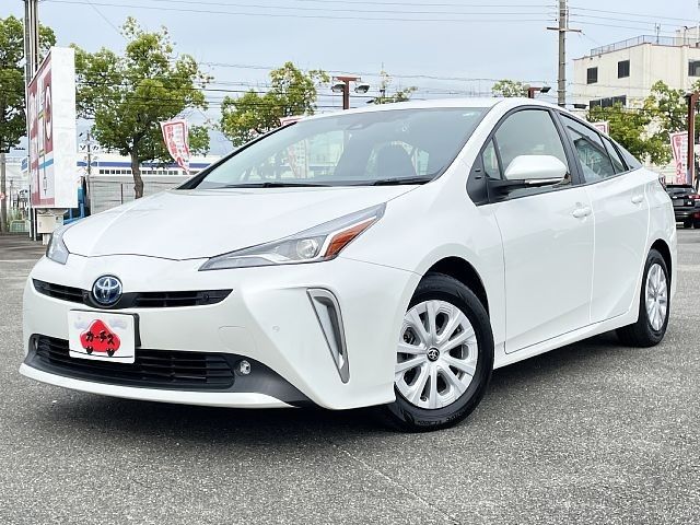 TOYOTA PRIUS 2021