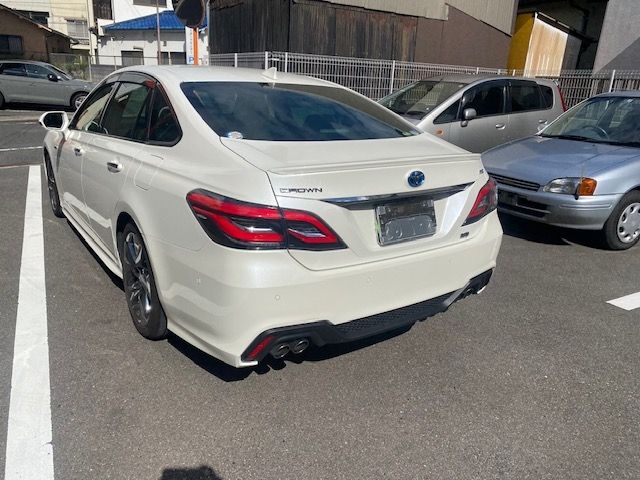 TOYOTA CROWN sedan hybrid 2018